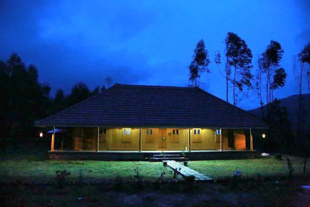 Nature Castle -Traditional Villa,Vattavada Kottakamboor Zewnętrze zdjęcie