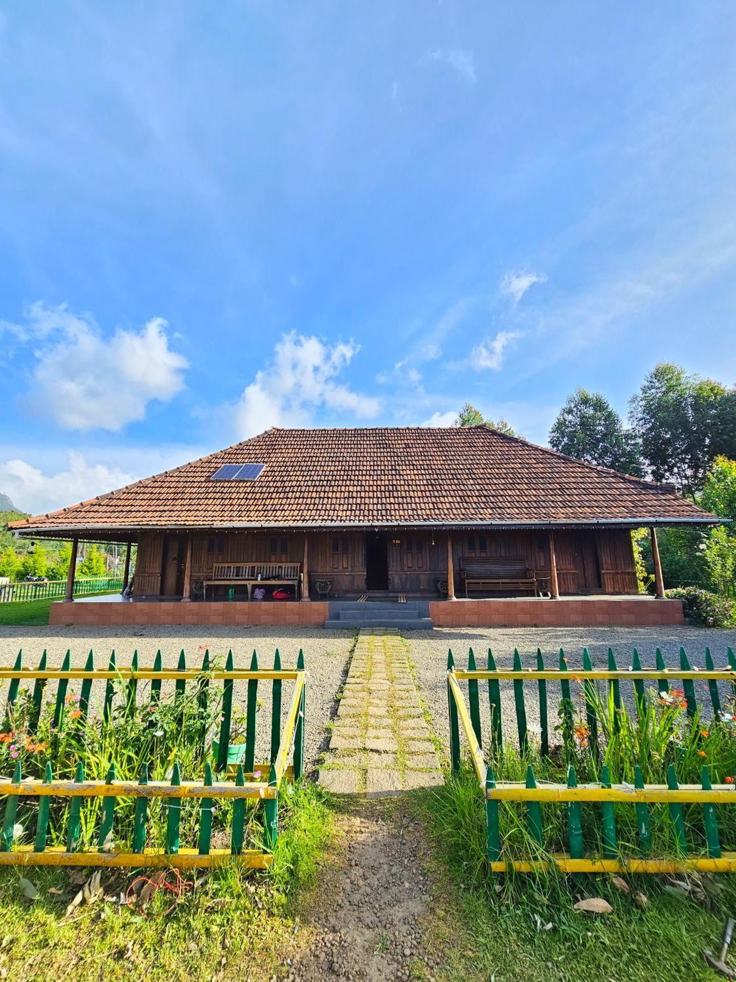 Nature Castle -Traditional Villa,Vattavada Kottakamboor Zewnętrze zdjęcie