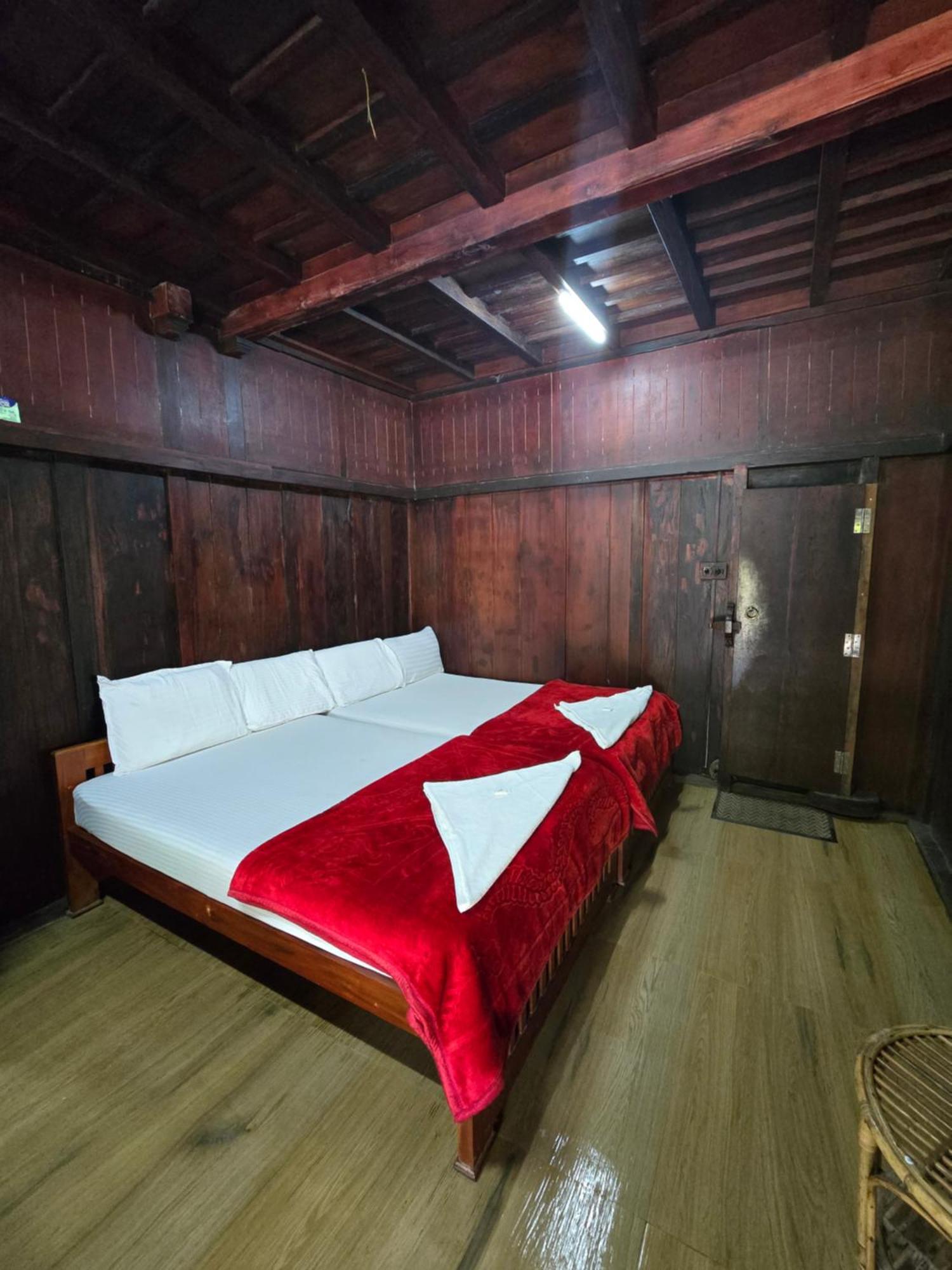 Nature Castle -Traditional Villa,Vattavada Kottakamboor Zewnętrze zdjęcie